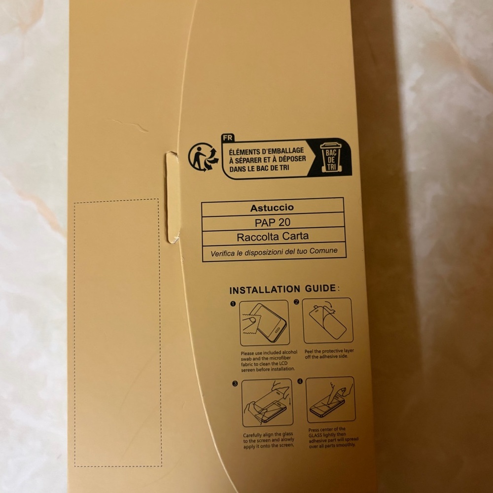 Screen protectors 4 phone and 2 camera 

IPHONE 12